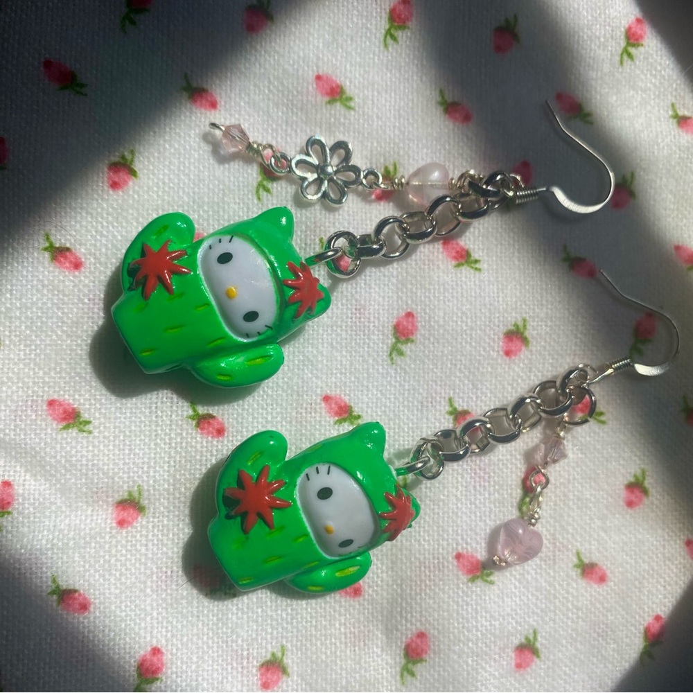 cactus hello kitty earrings